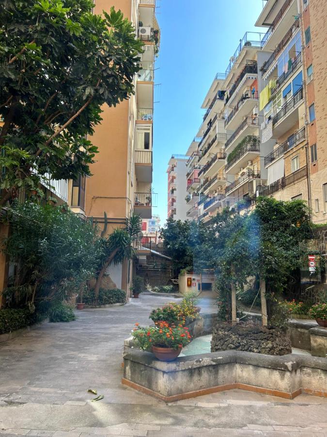 Vomero Suite And Deluxe Room B&B Napoli Exteriér fotografie